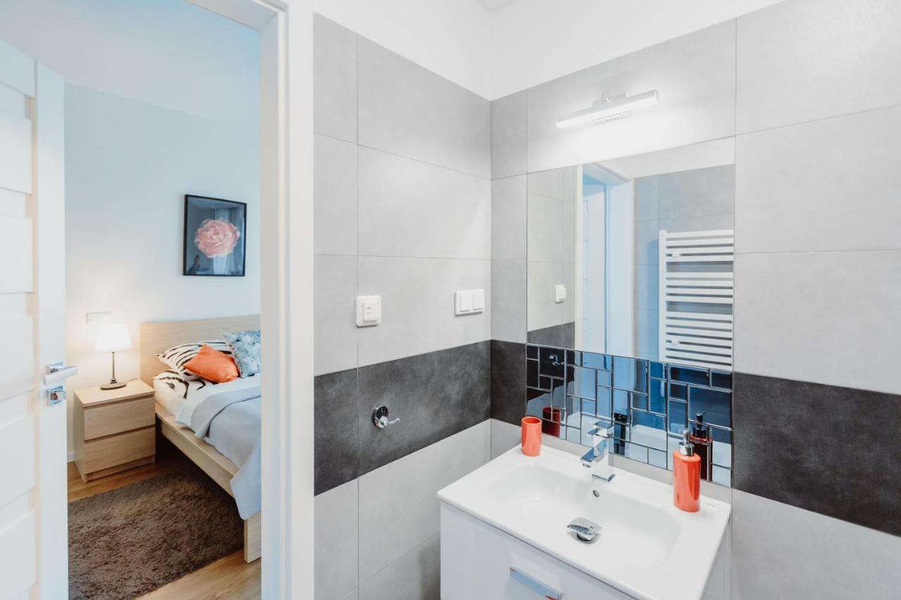 Garden Apartment Krakow Luaran gambar