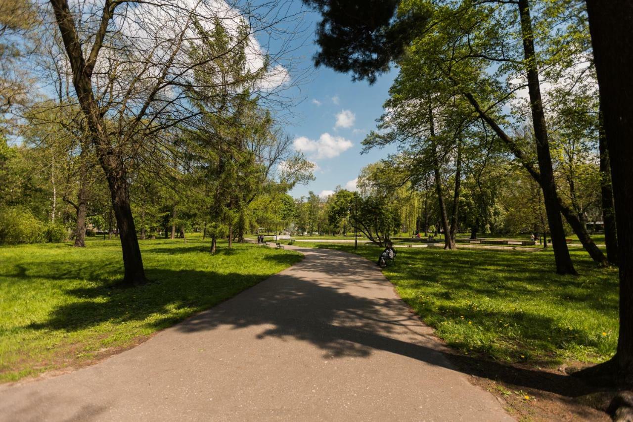 Garden Apartment Krakow Luaran gambar